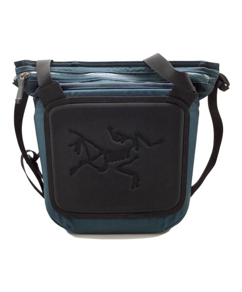 ARC'TERYX（アークテリクス）ARC'TERYX (アークテリクス) ショルダーバッグ ブラック×ブルーの古着・服飾アイテム