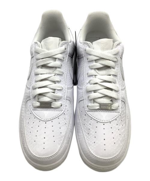 NIKE（ナイキ）NIKE (ナイキ) Kobe Bryant AIR FORCE1 LOW ホワイト サイズ:26.5cm 未使用品の古着・服飾アイテム