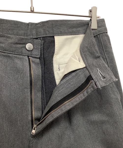 Graphpaper（グラフペーパー）Graphpaper (グラフペーパー) Colorfast Denim Two Tuck Pants グレー サイズ:1の古着・服飾アイテム