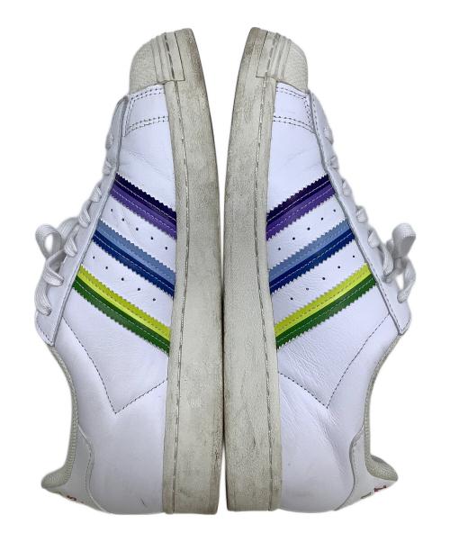 adidas（アディダス）adidas (アディダス) ローカットスニーカー ホワイト サイズ:28cmの古着・服飾アイテム