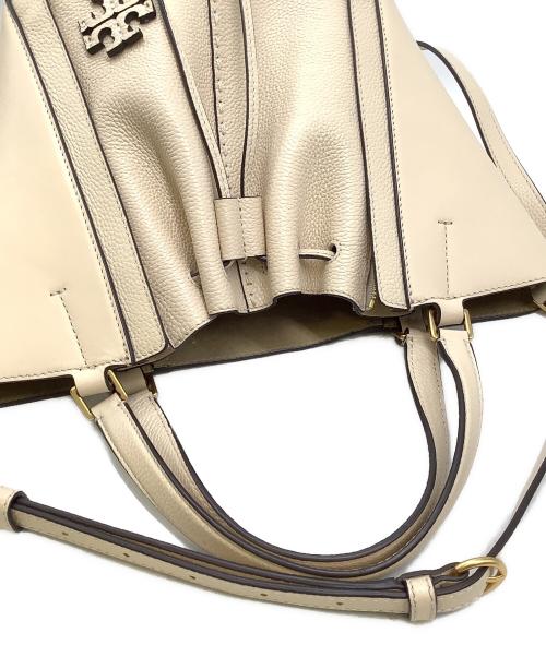 TORY BURCH（トリーバーチ）TORY BURCH (トリーバーチ) 2WAYショルダーバッグ ベージュの古着・服飾アイテム