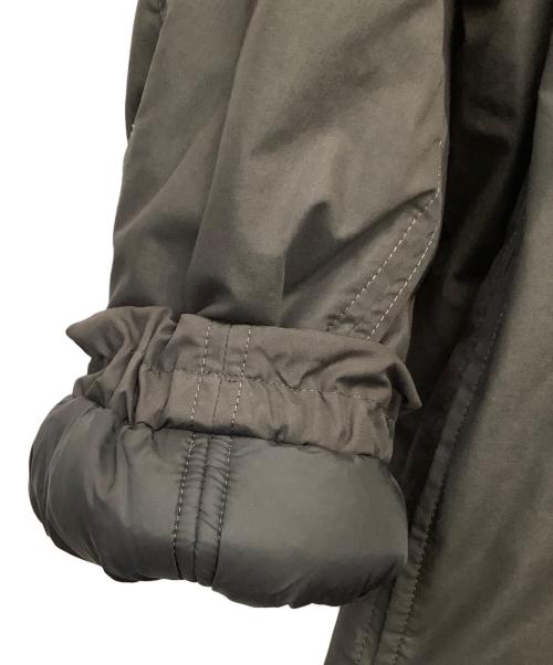 UNIQLO U（ユニクロ ユー）UNIQLO U (ユニクロ ユー) 中綿ジャケット　パフテックボリュームパーカ グレー サイズ:Lの古着・服飾アイテム