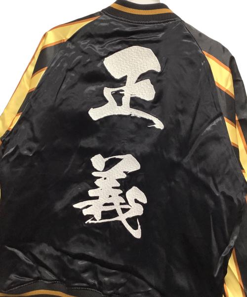 ONE PIECE（ワンピース）ONE PIECE (ワンピース) 絡繰魂 (カラクリダマシイ) スカジャン ブラック×ブラウン サイズ:XXL 未使用品の古着・服飾アイテム