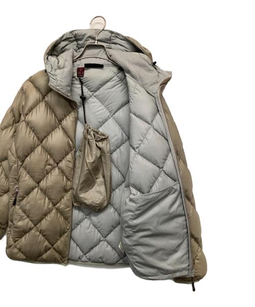 mont-bell（モンベル）mont-bell (モンベル) ダウンジャケット ベージュ サイズ:Lの古着・服飾アイテム