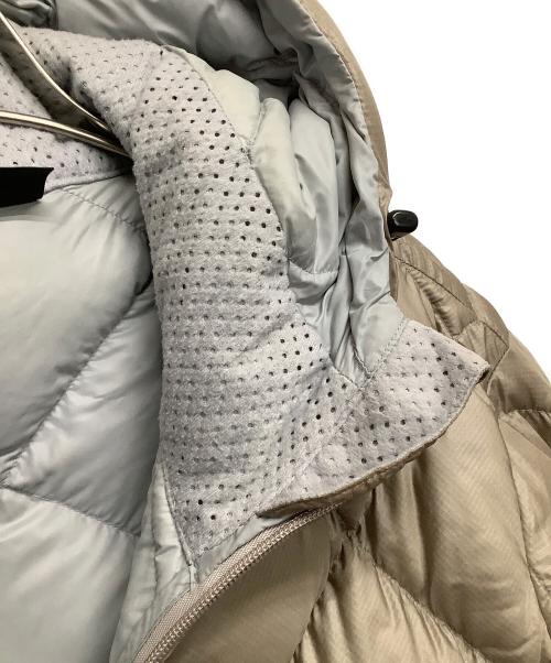 mont-bell（モンベル）mont-bell (モンベル) ダウンジャケット ベージュ サイズ:Lの古着・服飾アイテム