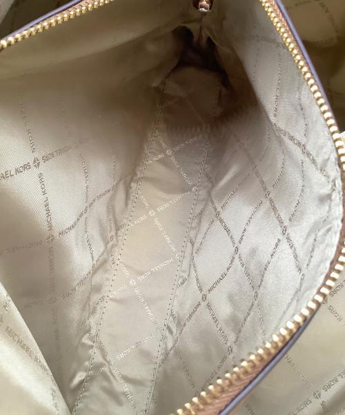 MICHAEL KORS（マイケル・コース）MICHAEL KORS (マイケル・コース) ショルダーバッグ ベージュの古着・服飾アイテム
