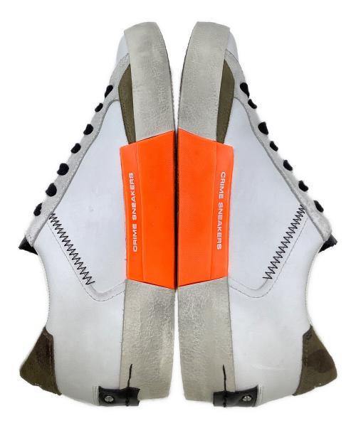 CRIME LONDON（クライムロンドン）CRIME LONDON (クライムロンドン) ローカットスニーカー カーキ×ホワイト サイズ:40の古着・服飾アイテム