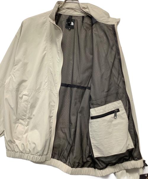THE NORTH FACE（ザ ノース フェイス）THE NORTH FACE (ザ ノース フェイス) エンライドトラックジャケット ベージュ サイズ:S 未使用品の古着・服飾アイテム
