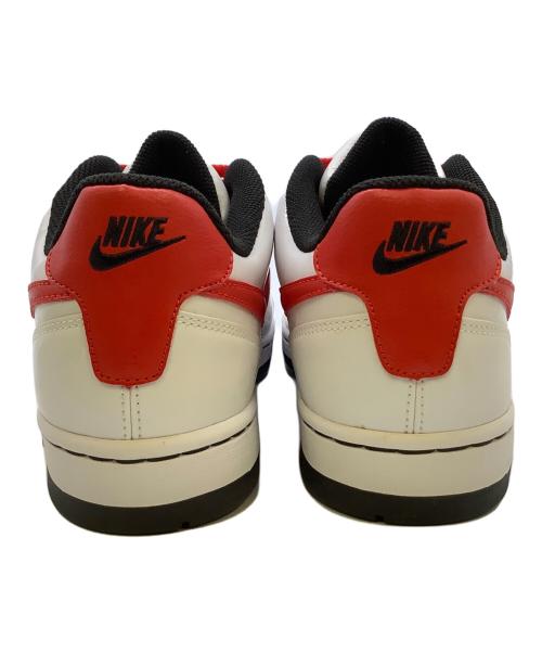 NIKE（ナイキ）NIKE (ナイキ) スニーカー ホワイト×レッド サイズ:25cmの古着・服飾アイテム