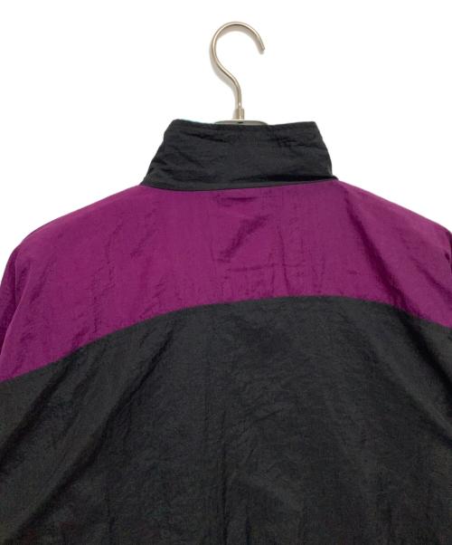 THE FINISH LINE（ザ フィニッシュ ライン）THE FINISH LINE (ザ フィニッシュ ライン) ナイロンジャケット ブラック×パープル サイズ:XLの古着・服飾アイテム