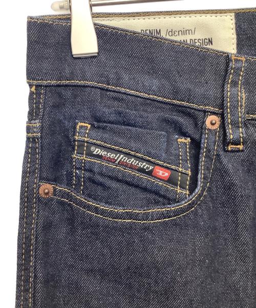 DIESEL（ディーゼル）DIESEL (ディーゼル) デニムパンツ インディゴ サイズ:SIZE 71cm (W28)の古着・服飾アイテム