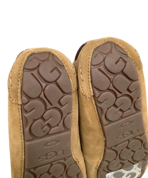 UGG（アグ）UGG (アグ) モカシンシューズ ブラウン サイズ:25cm 未使用品の古着・服飾アイテム