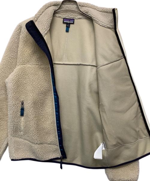 Patagonia（パタゴニア）Patagonia (パタゴニア) クラシックレトロXジャケット アイボリー×ネイビー サイズ:Sの古着・服飾アイテム