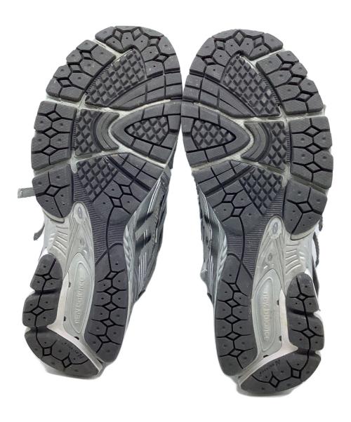 NEW BALANCE（ニューバランス）NEW BALANCE (ニューバランス) ローカットスニーカー シルバー サイズ:28の古着・服飾アイテム