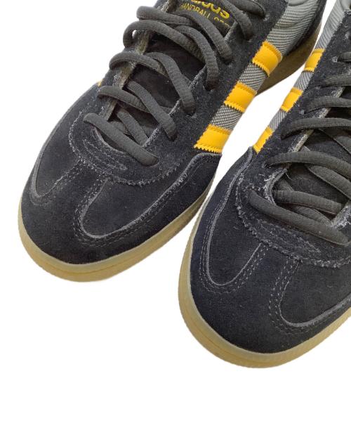 adidas（アディダス）adidas (アディダス) ローカットスニーカー ブラック×イエロー サイズ:US8の古着・服飾アイテム