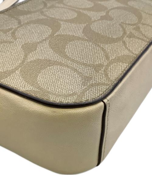 COACH（コーチ）COACH (コーチ) ショルダーバッグ アイボリーの古着・服飾アイテム