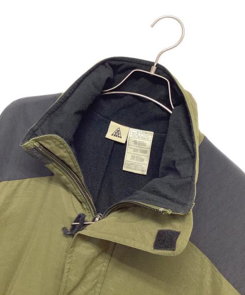 NIKE（ナイキ）NIKE (ナイキ) 中綿ジャケット オリーブ×ブラック サイズ:Ｌの古着・服飾アイテム