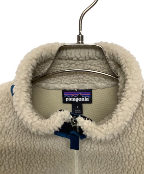 Patagonia（パタゴニア）Patagonia (パタゴニア) フリースジャケット ベージュ×ネイビー サイズ:sの古着・服飾アイテム