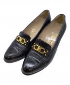 Ferragamoフェラガモ）の古着「ヒールローファー」｜ブラック