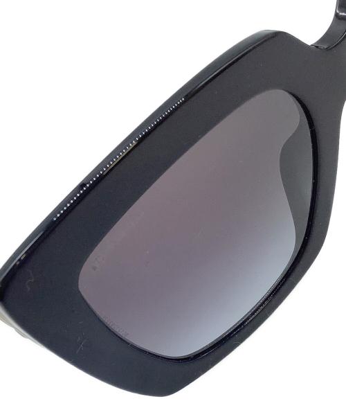 CHANEL（シャネル）CHANEL (シャネル) スクエアサングラス ブラック×ホワイト サイズ:52□21の古着・服飾アイテム