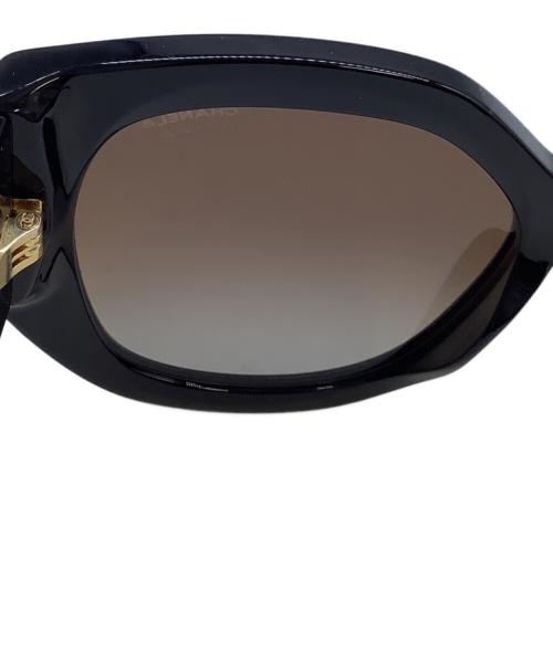 CHANEL（シャネル）CHANEL (シャネル) バタフライシェイプサングラス ブラック サイズ:55□20の古着・服飾アイテム