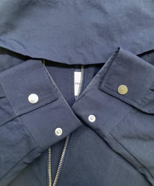 FRAMeWORK（フレームワーク）FRAMeWORK (フレームワーク) ダウンベスト付マウンテンパーカー ネイビー×ブルー サイズ:Fの古着・服飾アイテム