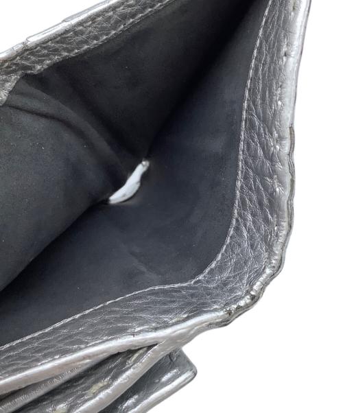 FENDI（フェンディ）FENDI (フェンディ) 2つ折り財布 シルバーの古着・服飾アイテム