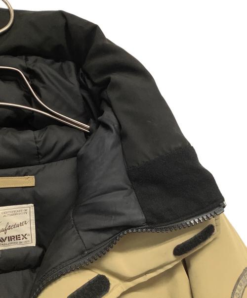 AVIREX（アヴィレックス）AVIREX (アヴィレックス) ダウンジャケット カーキ サイズ:Fの古着・服飾アイテム