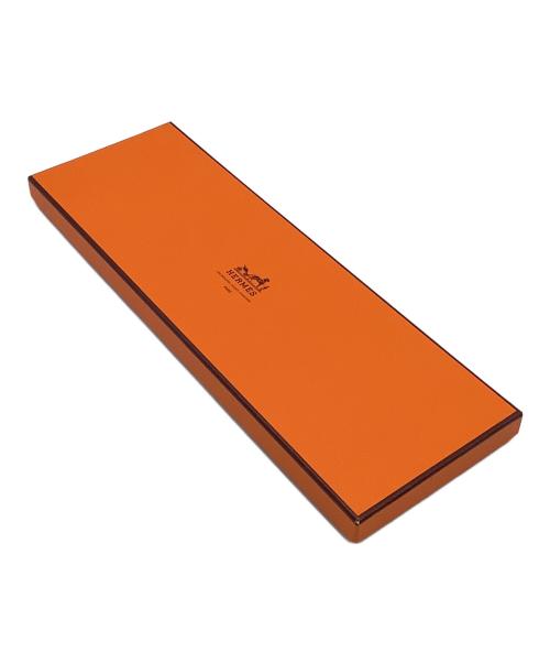 HERMES（エルメス）HERMES (エルメス) シルクスカーフ アイボリー×グリーンの古着・服飾アイテム