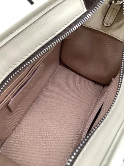 GIANNI CHIARINI（ジャンニ キアリーニ）GIANNI CHIARINI (ジャンニ キアリーニ) 2WAYバッグ アイボリーの古着・服飾アイテム