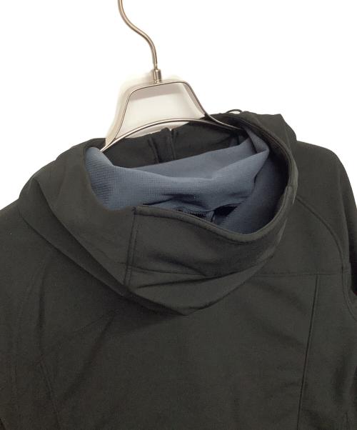 MAMMUT（マムート）MAMMUT (マムート) フーデッドジャケット ブラック サイズ:Mの古着・服飾アイテム