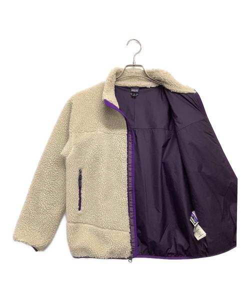 Patagonia（パタゴニア）Patagonia (パタゴニア) Kids Classic Retro X Jacketボアジャケット アイボリー×パープル サイズ:XL(キッズ)の古着・服飾アイテム