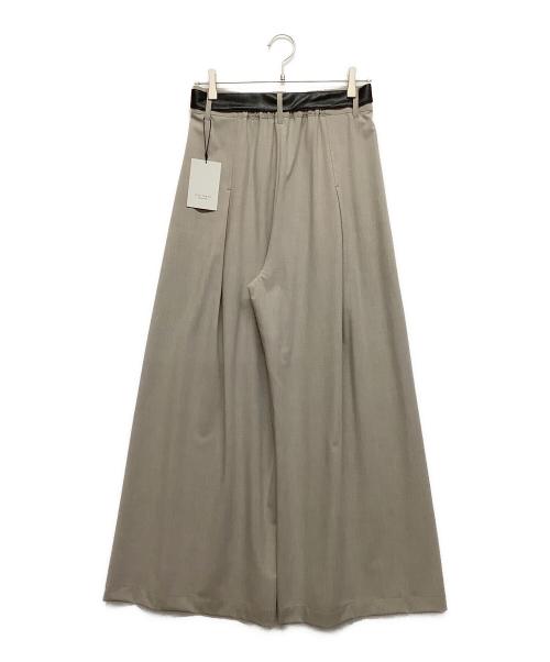CITY TOKYO（シティートウキョウ）CITY TOKYO (シティートウキョウ) ベルトパンツ ベージュ サイズ:SIZE3 未使用品の古着・服飾アイテム