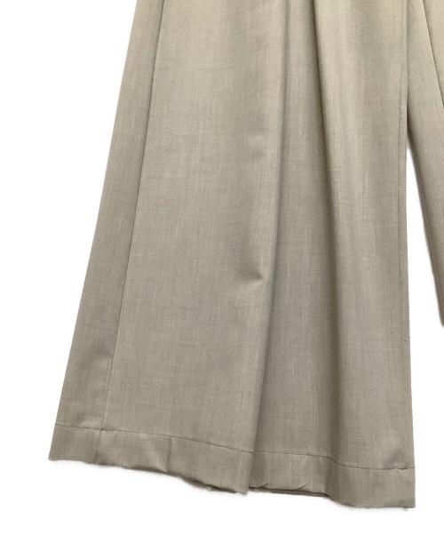 CITY TOKYO（シティートウキョウ）CITY TOKYO (シティートウキョウ) ベルトパンツ ベージュ サイズ:SIZE3 未使用品の古着・服飾アイテム