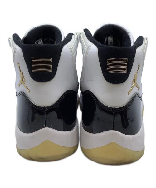 NIKE（ナイキ）NIKE (ナイキ) スニーカー ホワイト×ブラック サイズ:28の古着・服飾アイテム