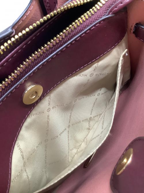 MICHAEL KORS（マイケル・コース）MICHAEL KORS (マイケル・コース) 2Wayバッグ　EMILIA SMALL SATCHEL ワインレッドの古着・服飾アイテム