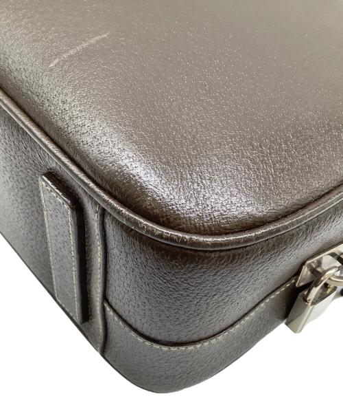 PRADA（プラダ）PRADA (プラダ) ブリーフケース ブラウンの古着・服飾アイテム