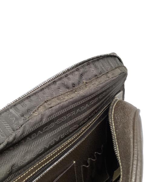 PRADA（プラダ）PRADA (プラダ) ブリーフケース ブラウンの古着・服飾アイテム