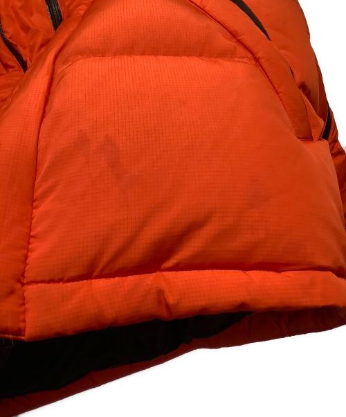 GUESS（ゲス）GUESS (ゲス) ダウンジャケット オレンジ サイズ:Mの古着・服飾アイテム