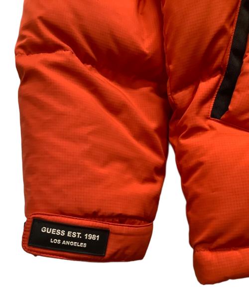 GUESS（ゲス）GUESS (ゲス) ダウンジャケット オレンジ サイズ:Mの古着・服飾アイテム