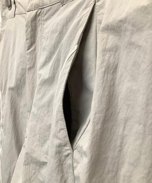 McQ Alexander McQueen（マックキュー アレキサンダーマックイーン）McQ Alexander McQueen (マックキュー アレキサンダーマックイーン) ナイロントラックパンツ グレー サイズ:Sの古着・服飾アイテム