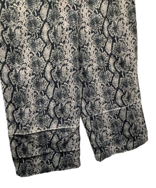 stussy（ステューシー）stussy (ステューシー) パイソンビーチパンツ グレー サイズ:Mの古着・服飾アイテム