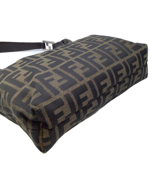 FENDI（フェンディ）FENDI (フェンディ) ワンショルダーバッグ　ズッカ ブラウンの古着・服飾アイテム