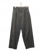 Graphpaperグラフペーパー）の古着「COLORFAST DENIM TWO TUCK PANTS」｜グレー