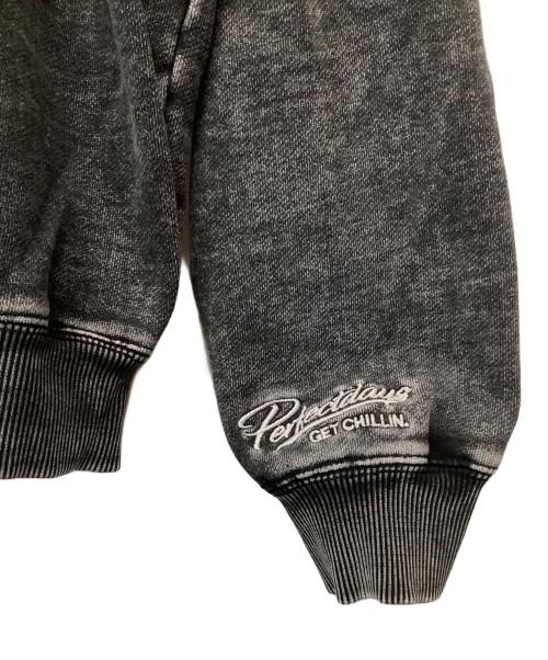 Chillin（チリン）Chillin (チリン) BLACKANNY (ブラックアニー) ジップパーカー グレー サイズ:Mの古着・服飾アイテム