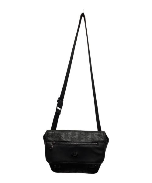 LACOSTE（ラコステ）LACOSTE (ラコステ) スモールメッセンジャーバッグ ブラックの古着・服飾アイテム