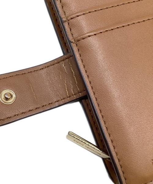 MICHAEL KORS（マイケルコース）MICHAEL KORS (マイケルコース) 2つ折り財布 アイボリーの古着・服飾アイテム