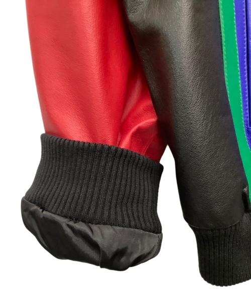 CROSS COLOURS（クロスカラーズ）CROSS COLOURS (クロスカラーズ) レザースタジャン ブラック×レッド サイズ:XLの古着・服飾アイテム