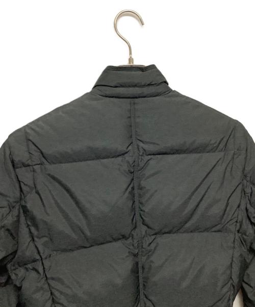 EMPORIO ARMANI JEANS（エンポリオアルマーニジーンズ）EMPORIO ARMANI JEANS (エンポリオアルマーニジーンズ) ダウンジャケット グレー サイズ:Sの古着・服飾アイテム