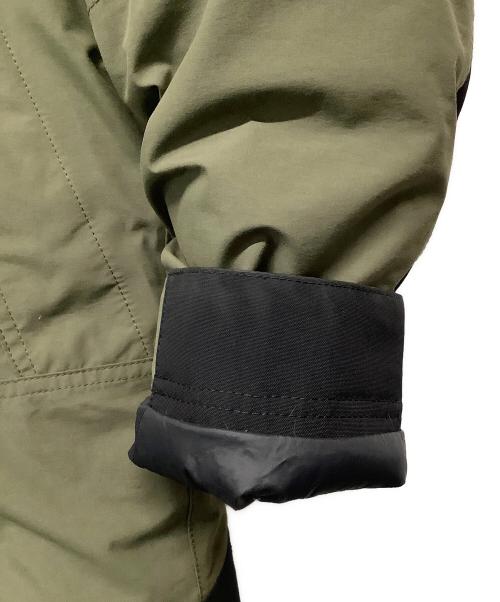THE NORTH FACE（ザ ノース フェイス）THE NORTH FACE (ザ ノース フェイス) マウンテンダウンジャケット グリーン×ブラック サイズ:Sの古着・服飾アイテム